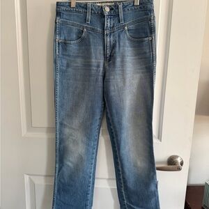 AMO High-Rise Women’s Light Blue Straight Jeans